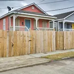 Pet-Friendly Home Less Than 3 Mi To French Quarter!