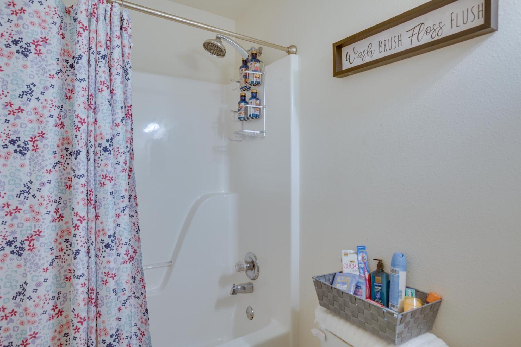 Pet-friendly Less Than 3 Mi To French Quarter! Holiday home